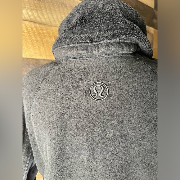 Lululemon Don't Hurry Be Happy Pullover Black, Size 4 - Picture 4 of 15